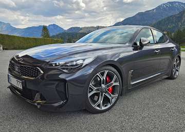 Stinger 3.3 T-GDI AWD GT, Bastuck, H+R tiefer, 8-fach ber.