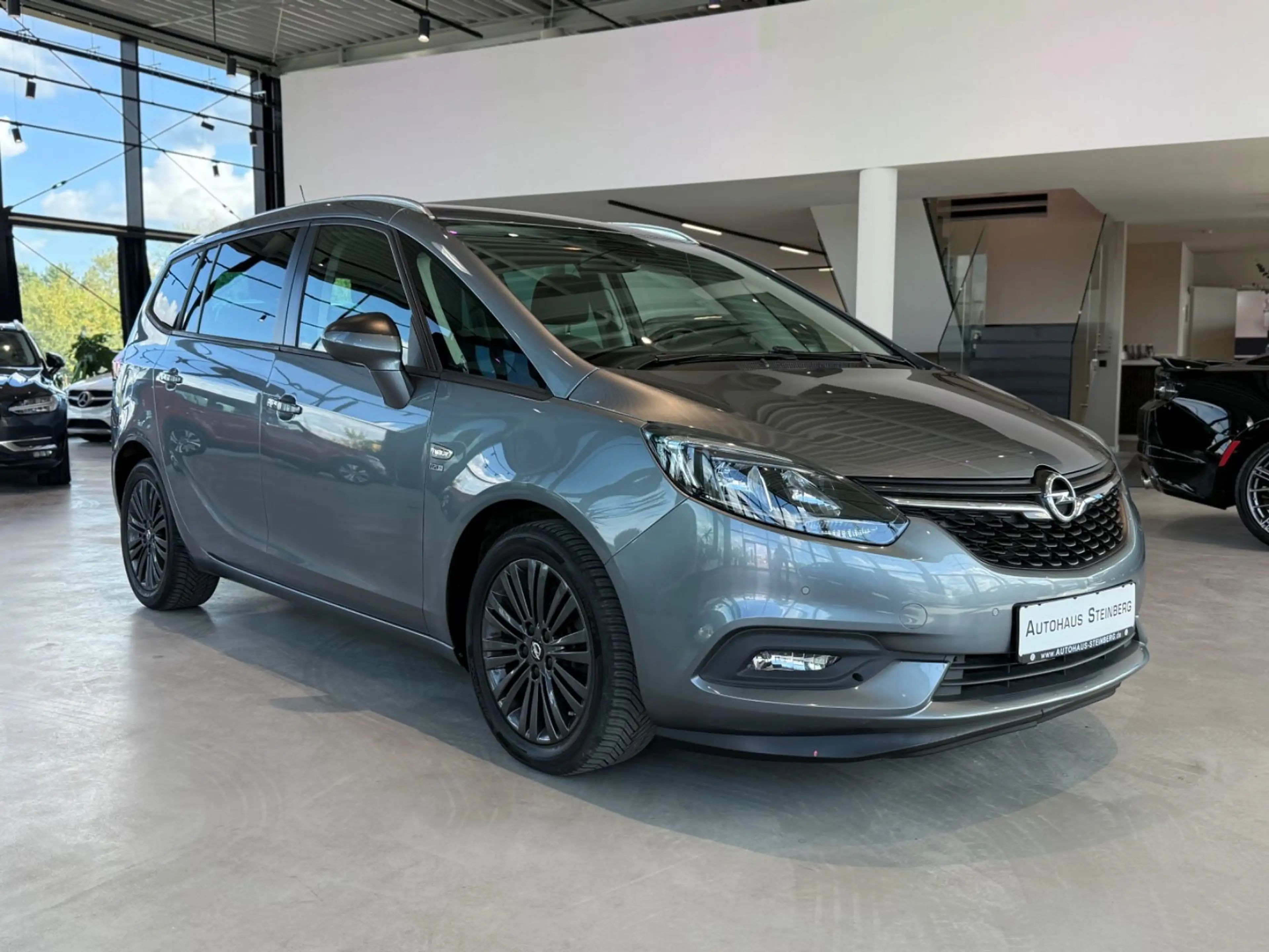 Opel Zafira NAVIGATION+KAMERA+7 SITZE+SHZ+AHK — photo 5