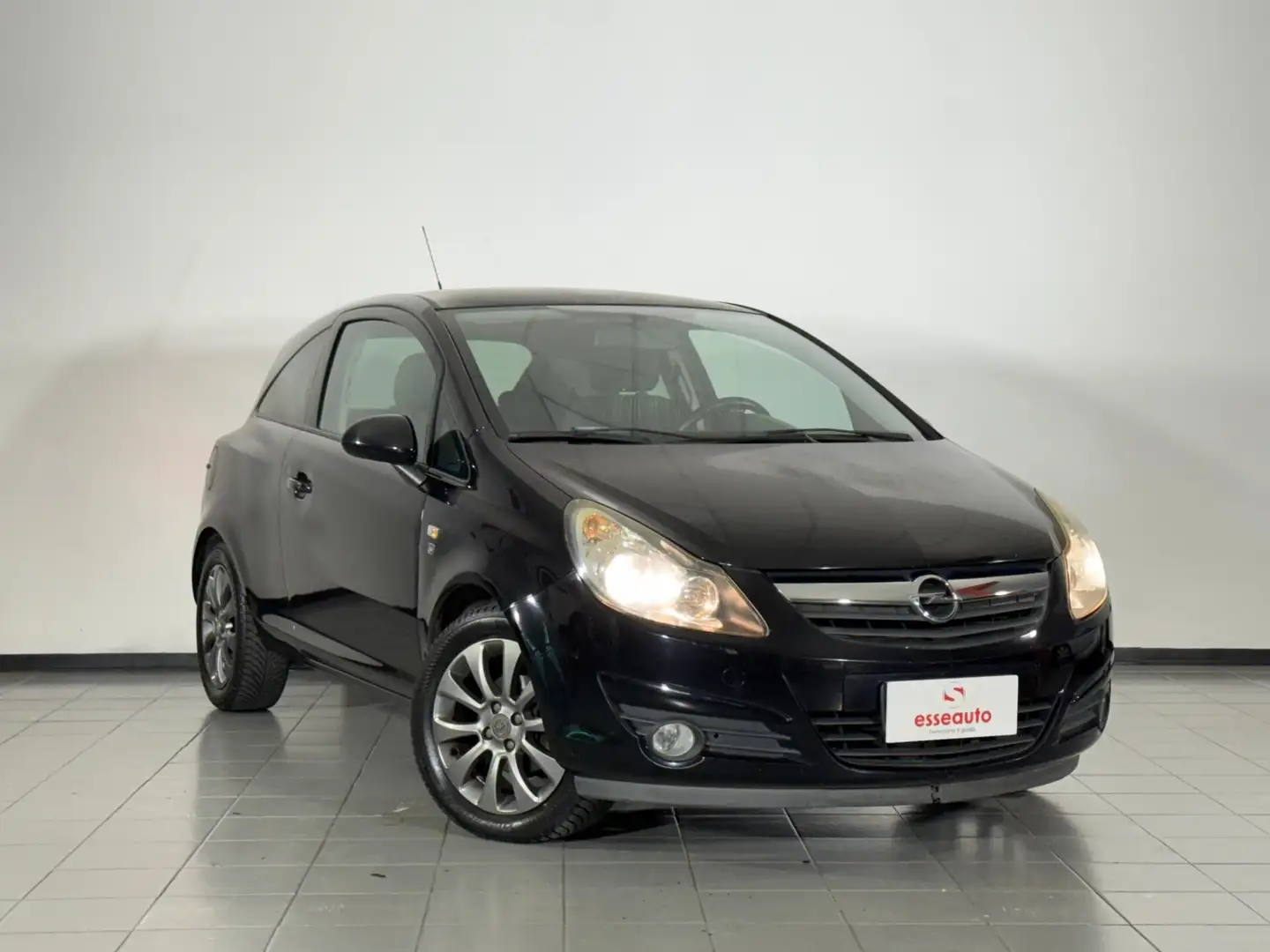 Opel Corsa 1.3 CDTI 75CV ecoFLEX 3 porte Edition Nero - 1
