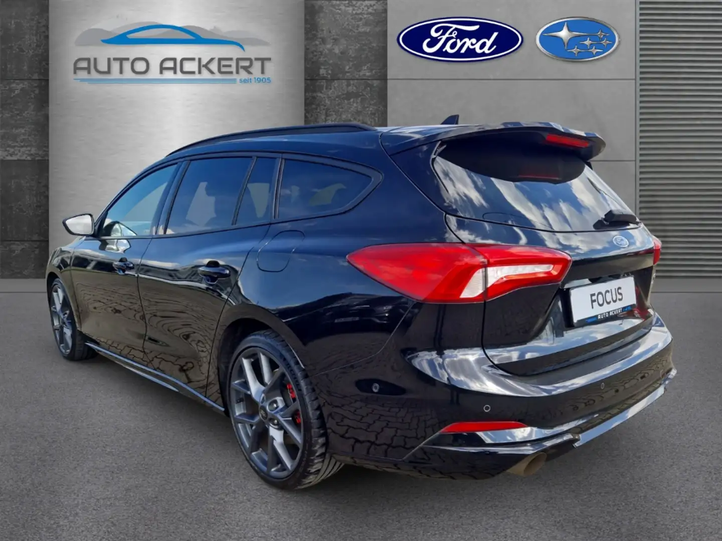 Ford Focus ST 2.3 EcoBoost S&S EU6d mit Styling Paket Tur. Au Noir - 2