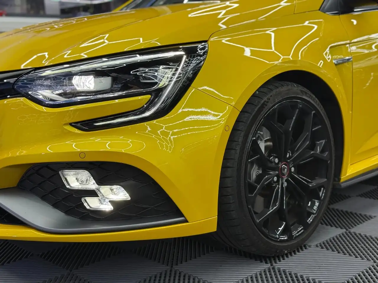 Renault Megane R.S. — photo 44