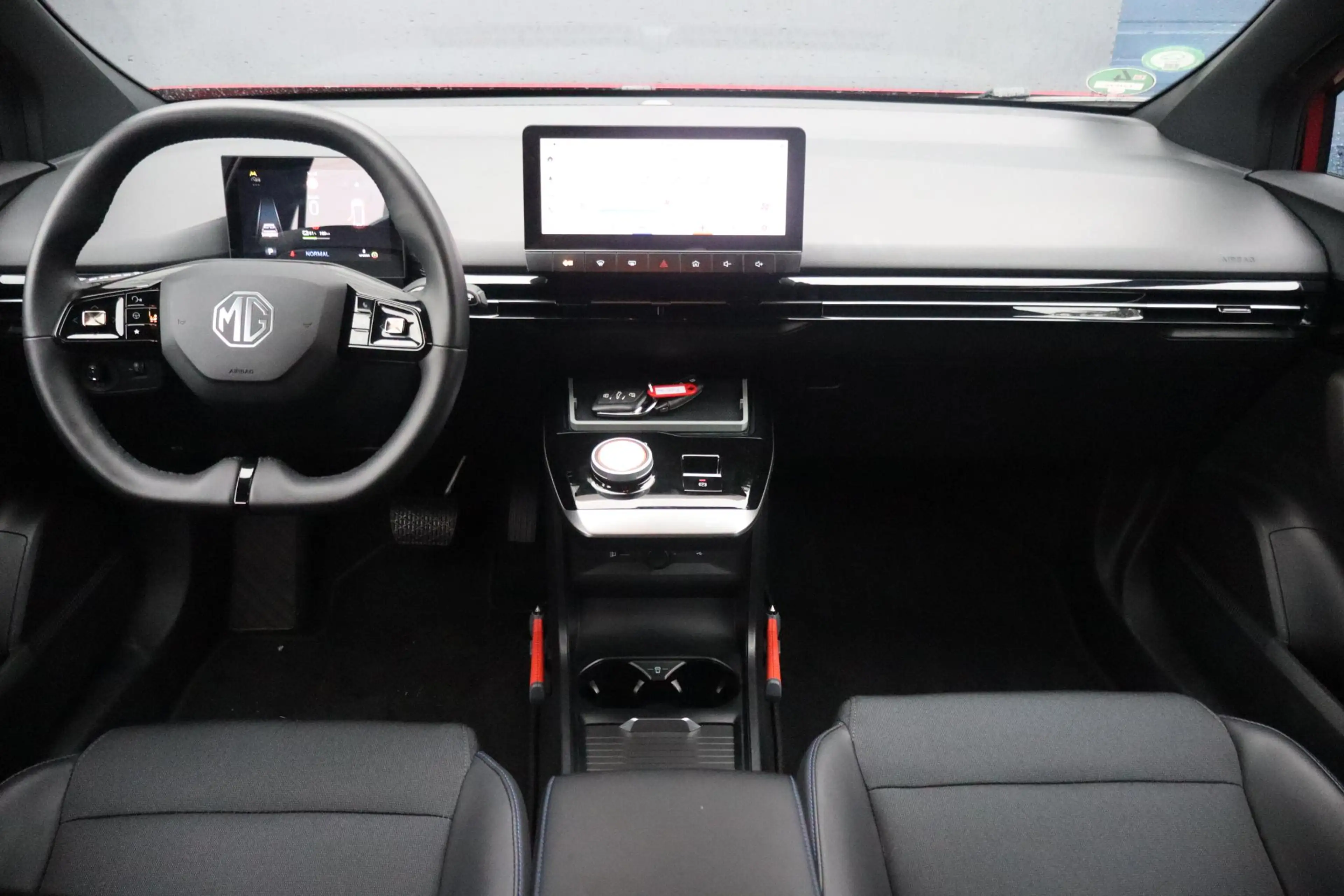 MG MG4 Electric Luxury 64 kWh | SOH 96,3% | Long range | — photo 2