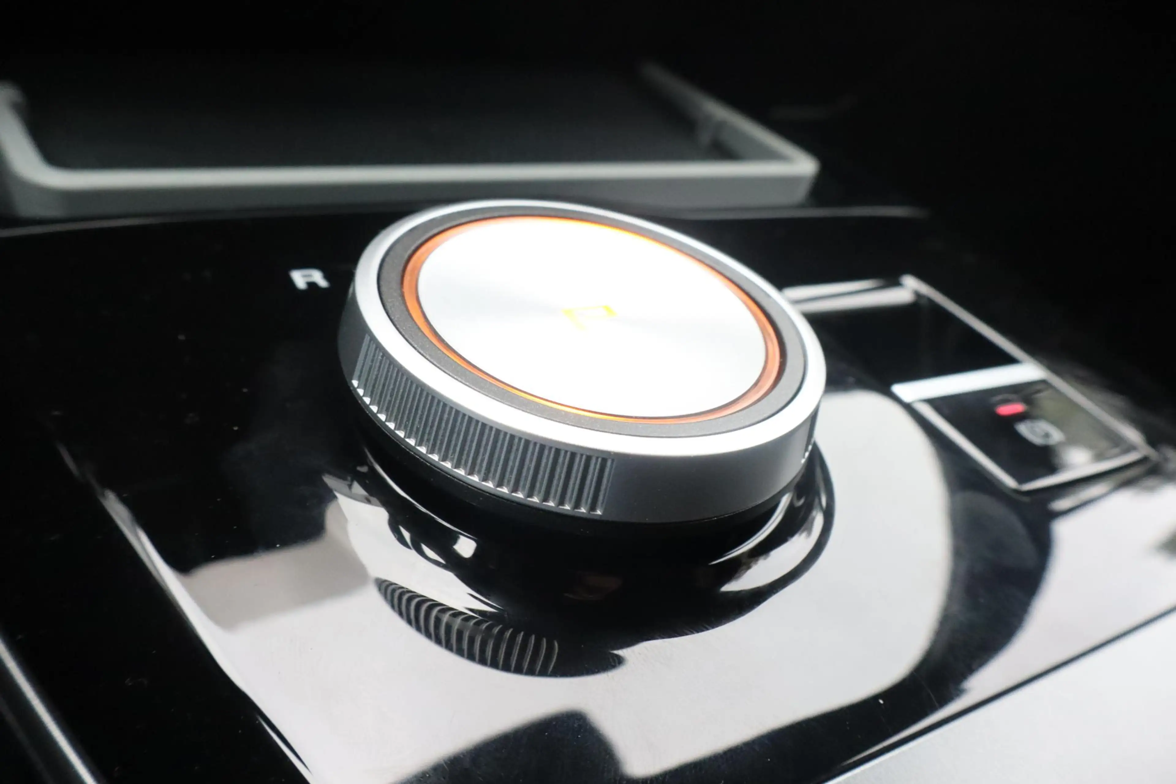 MG MG4 Electric Luxury 64 kWh | SOH 96,3% | Long range | — photo 13