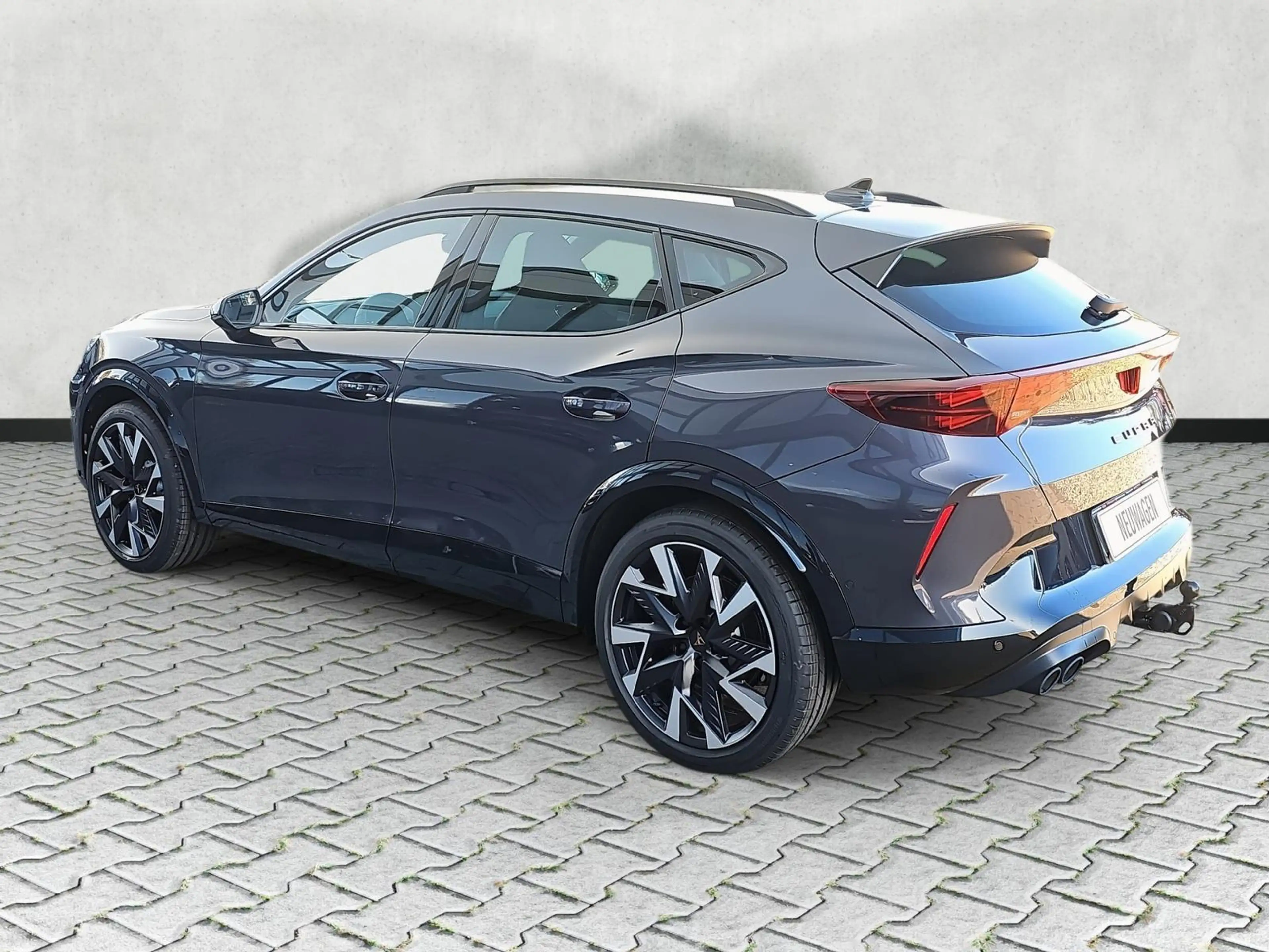 CUPRA Formentor VZ 2.0 TSI 245 kW 4Drive DSG 5JGar Matrix AHK 2... — photo 5