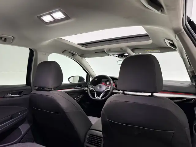 Volkswagen Golf view 24