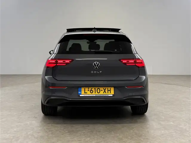 Volkswagen Golf view 9