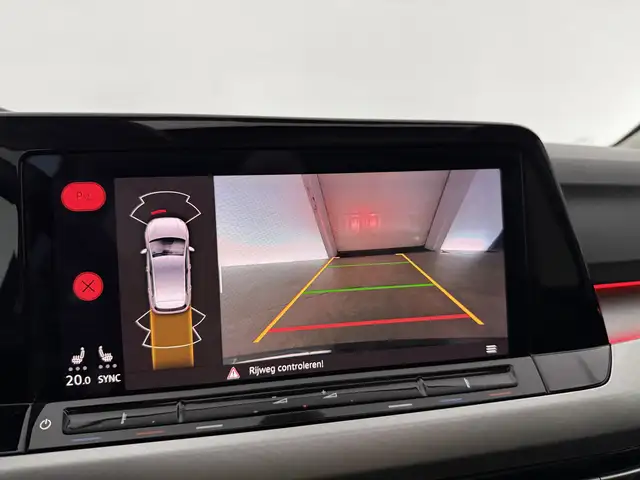 Volkswagen Golf view 19