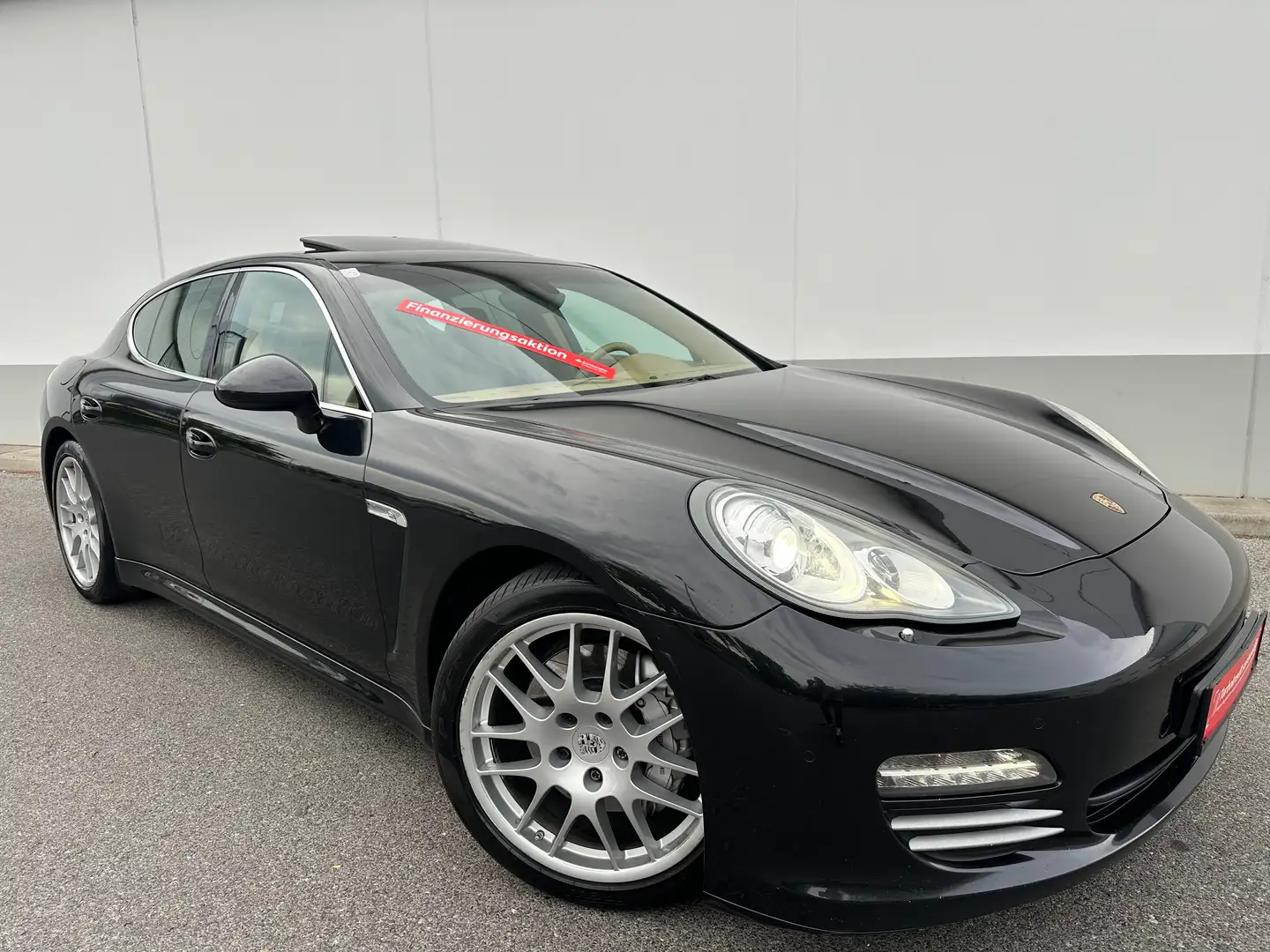 Porsche Panamera 4 S // SPORT-CHRONO // BOSE // KREDIT // LEDER // Schwarz - 1