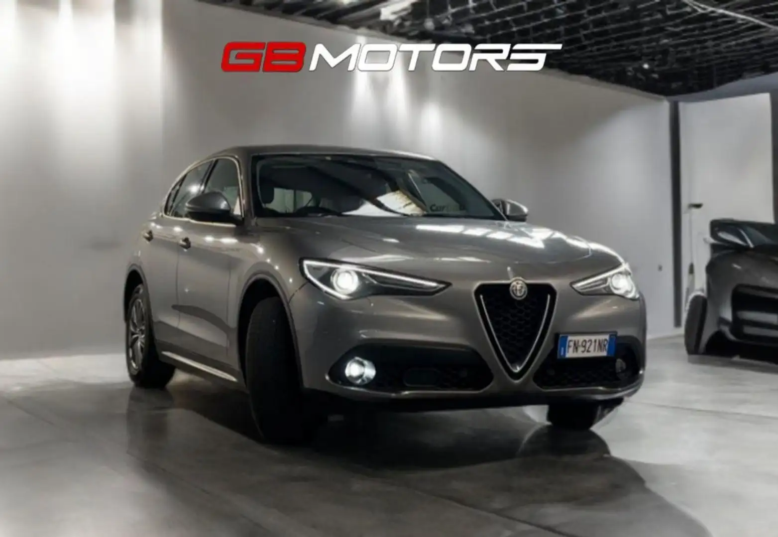 Alfa Romeo Stelvio 2.2 T.diesel 180CV AT8 RWD Exec. Bianco - 1