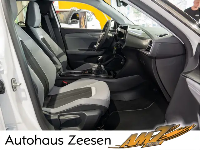 Opel Mokka view 2