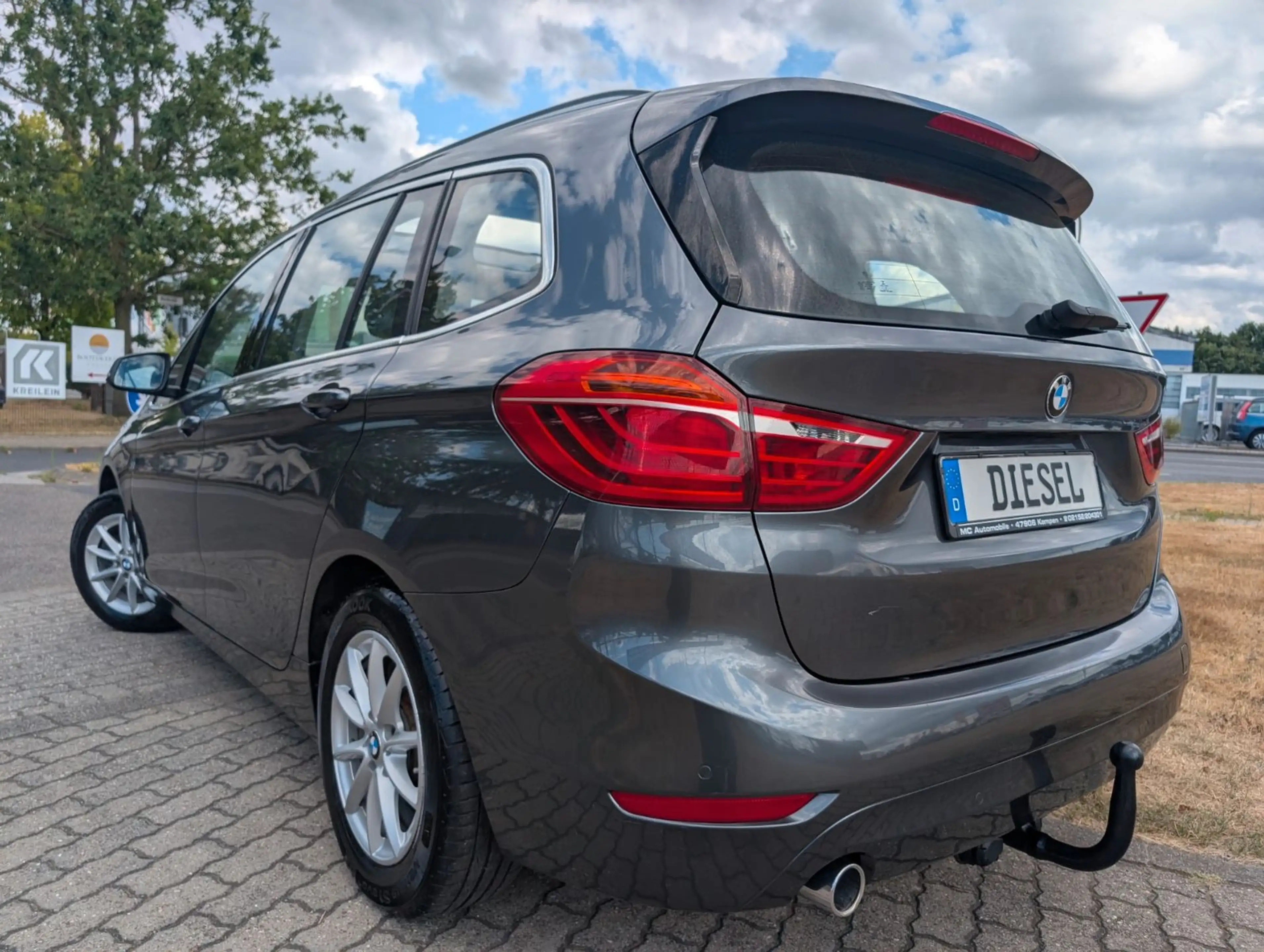 BMW 216 2 Gran Tourer Advantage*AUTOMATIK*7-SITZE !! — photo 11