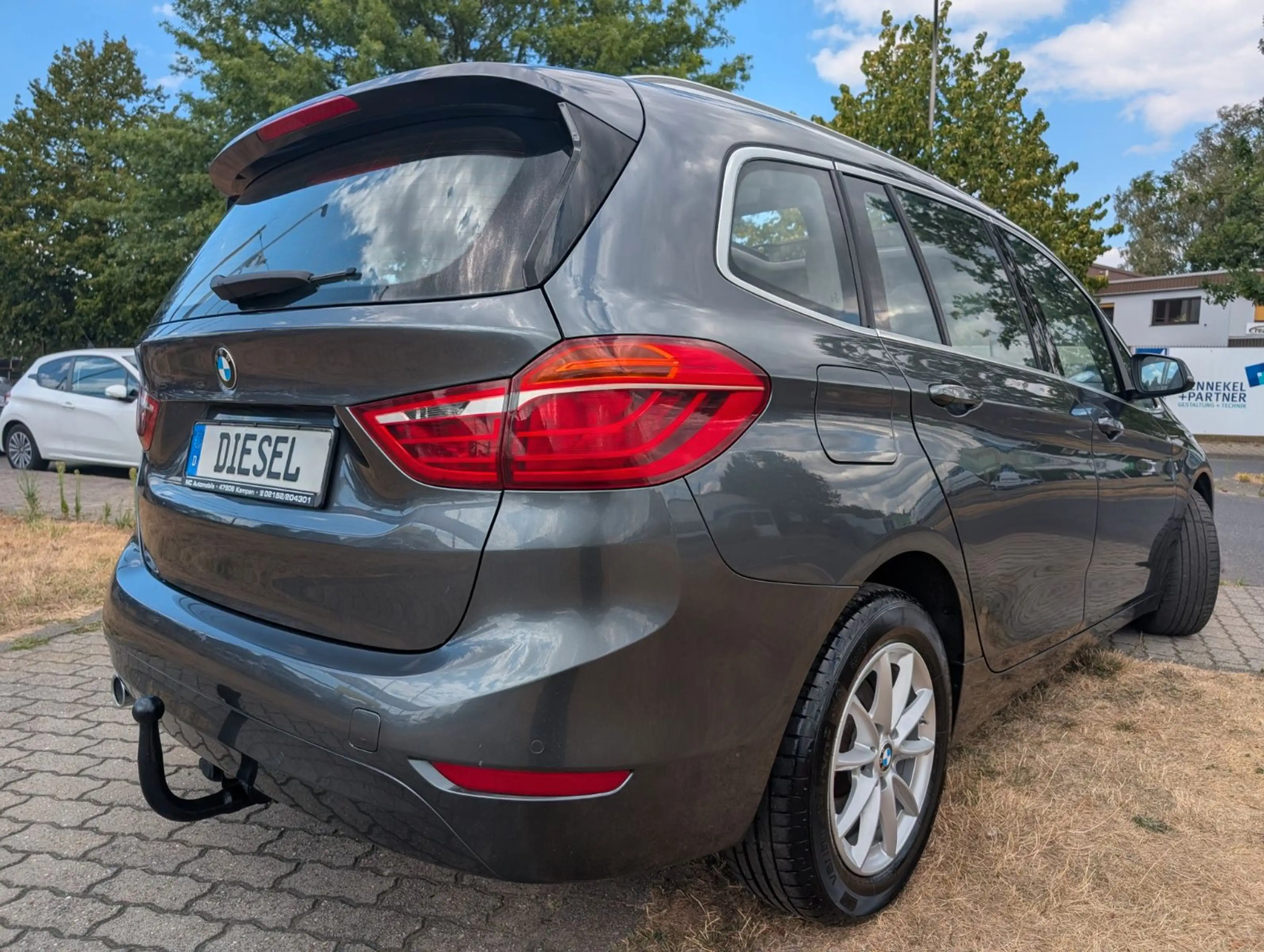 BMW 216 2 Gran Tourer Advantage*AUTOMATIK*7-SITZE !! — photo 9