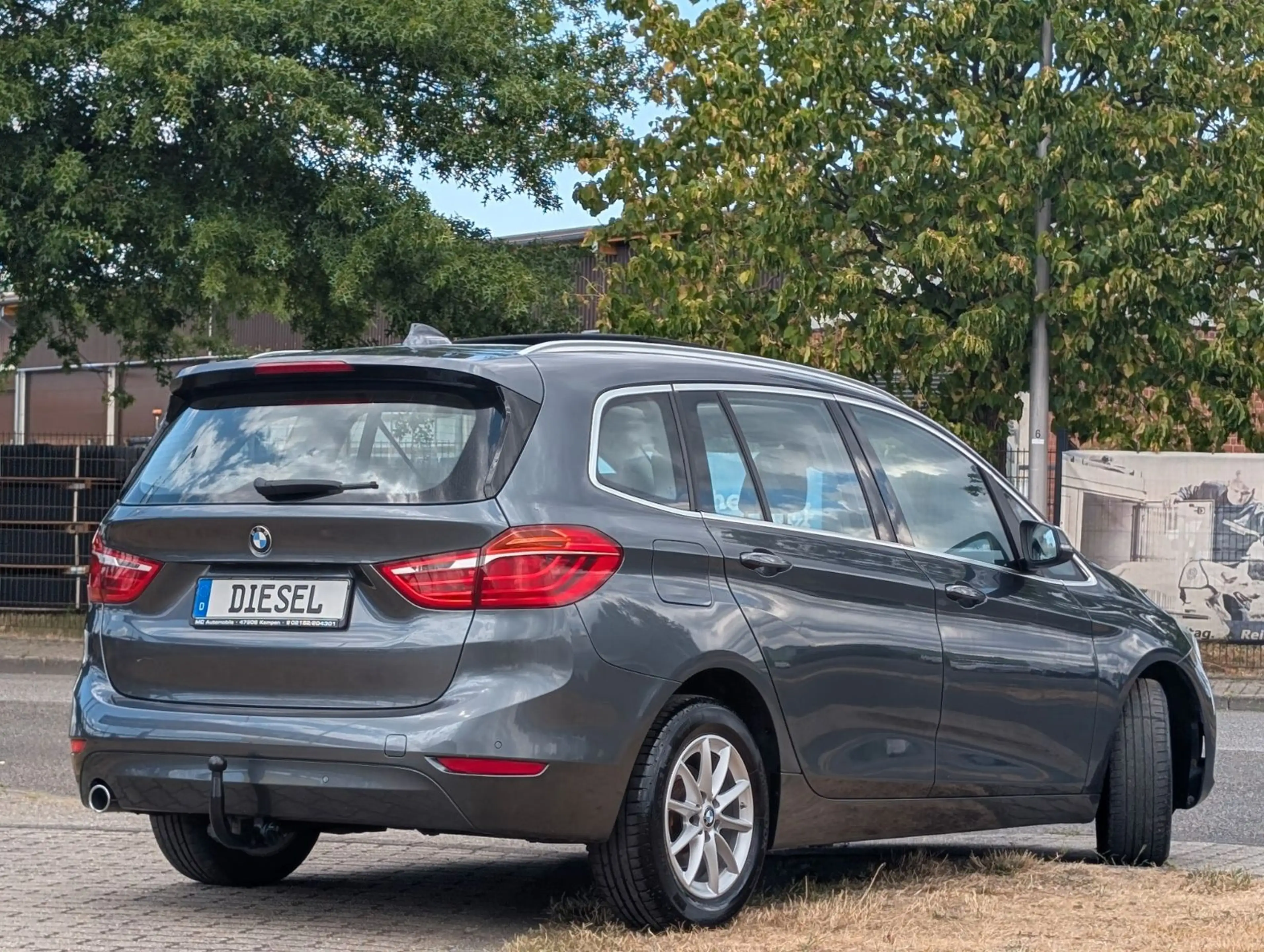 BMW 216 2 Gran Tourer Advantage*AUTOMATIK*7-SITZE !! — photo 3