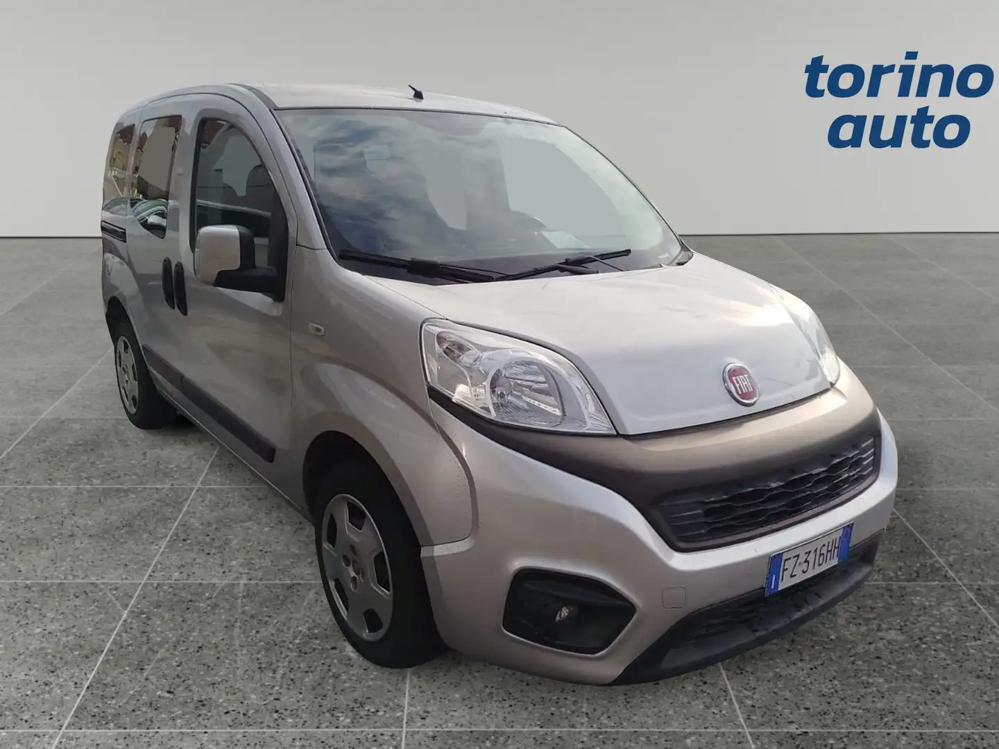 Fiat Qubo QUBO 1.3 MJT 80 CV Lounge Grigio - 1