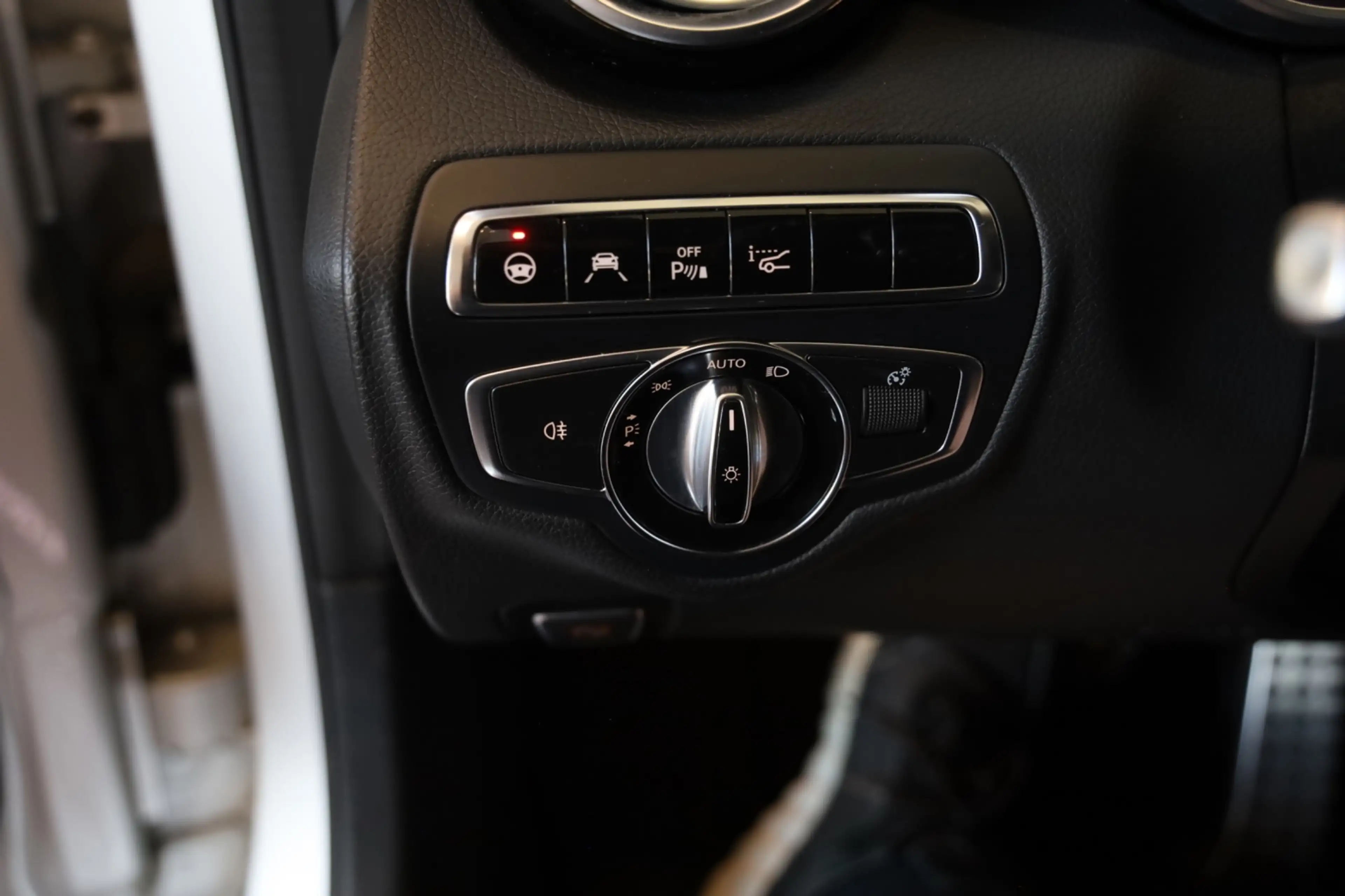 Mercedes-Benz C 63 AMG S C63s AMG 510PK BURMEISTER SFEERVERL CAMERA DISTA — photo 15