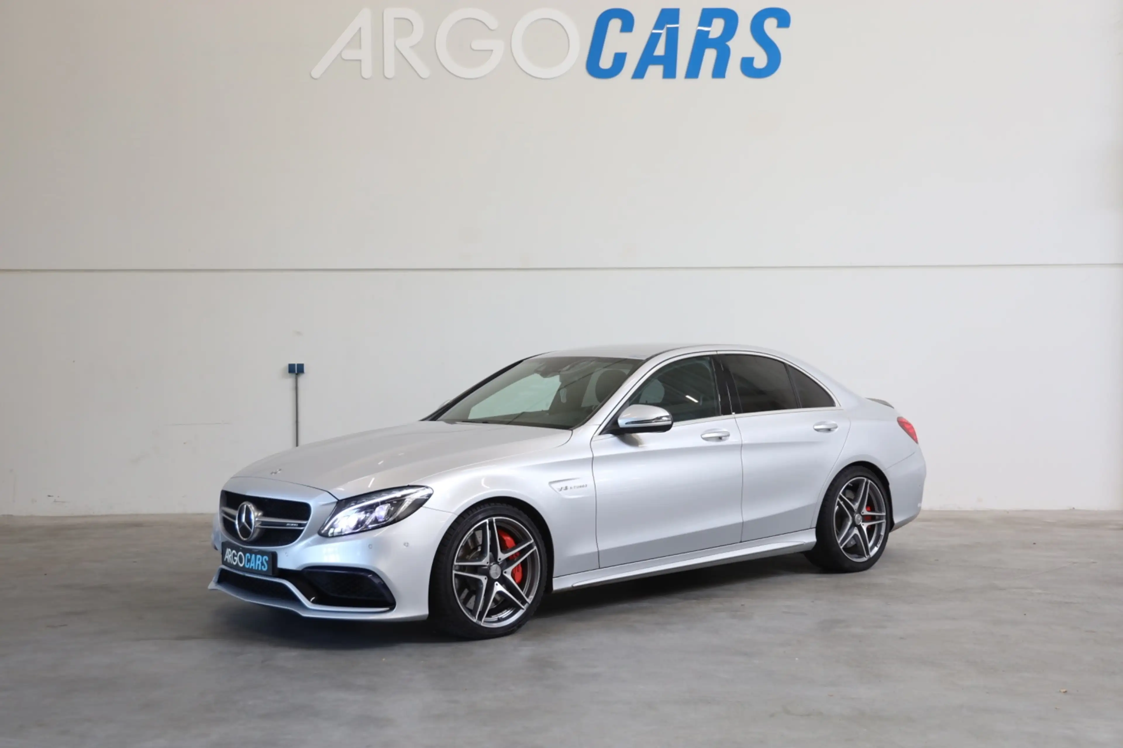 Mercedes-Benz C 63 AMG S C63s AMG 510PK BURMEISTER SFEERVERL CAMERA DISTA