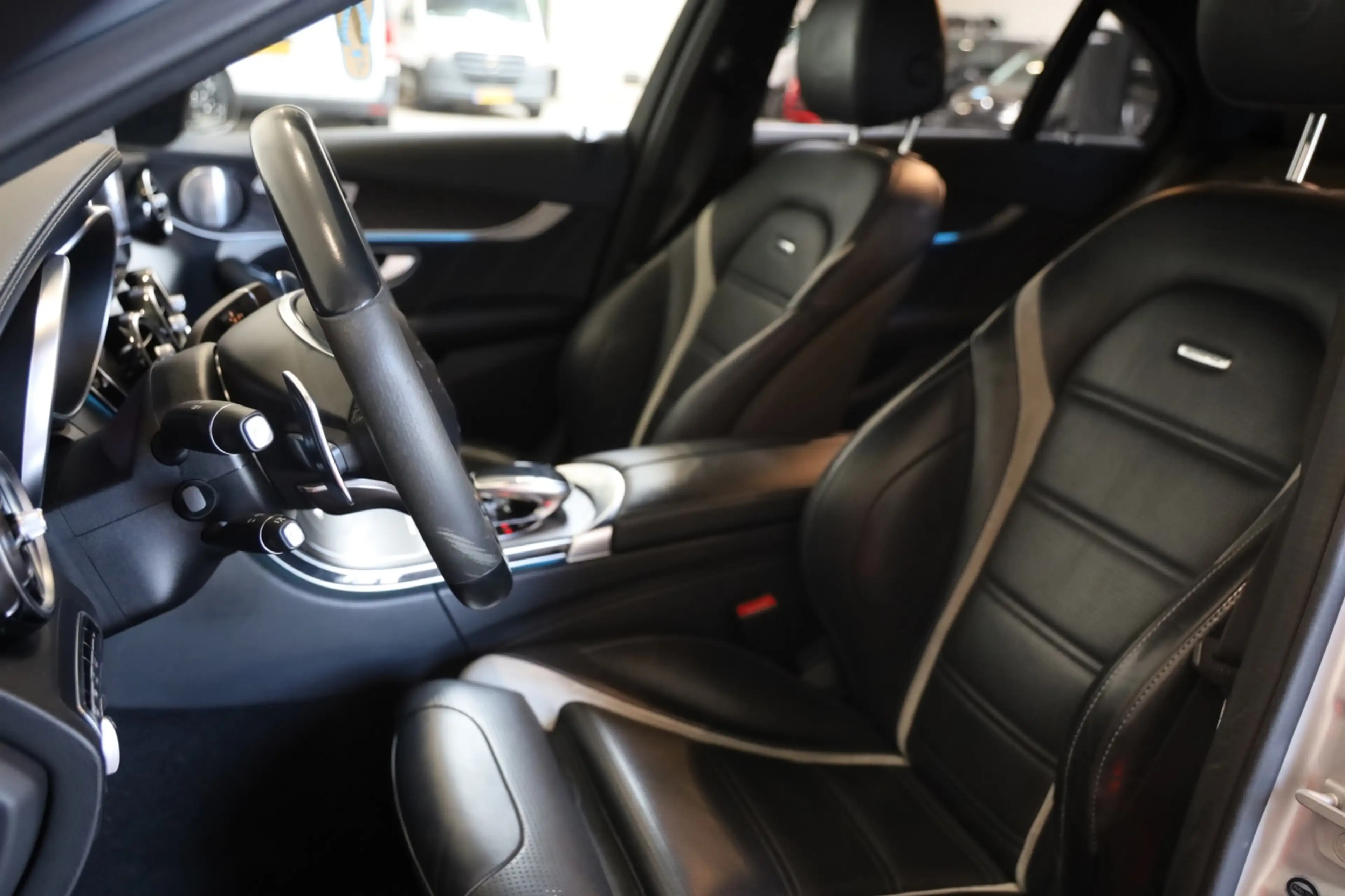 Mercedes-Benz C 63 AMG S C63s AMG 510PK BURMEISTER SFEERVERL CAMERA DISTA — photo 8