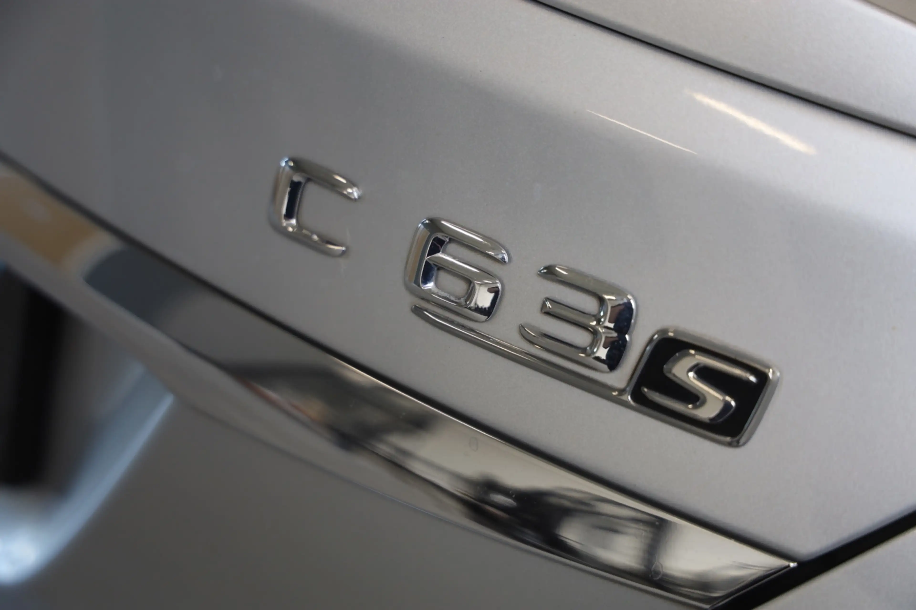 Mercedes-Benz C 63 AMG S C63s AMG 510PK BURMEISTER SFEERVERL CAMERA DISTA — photo 4