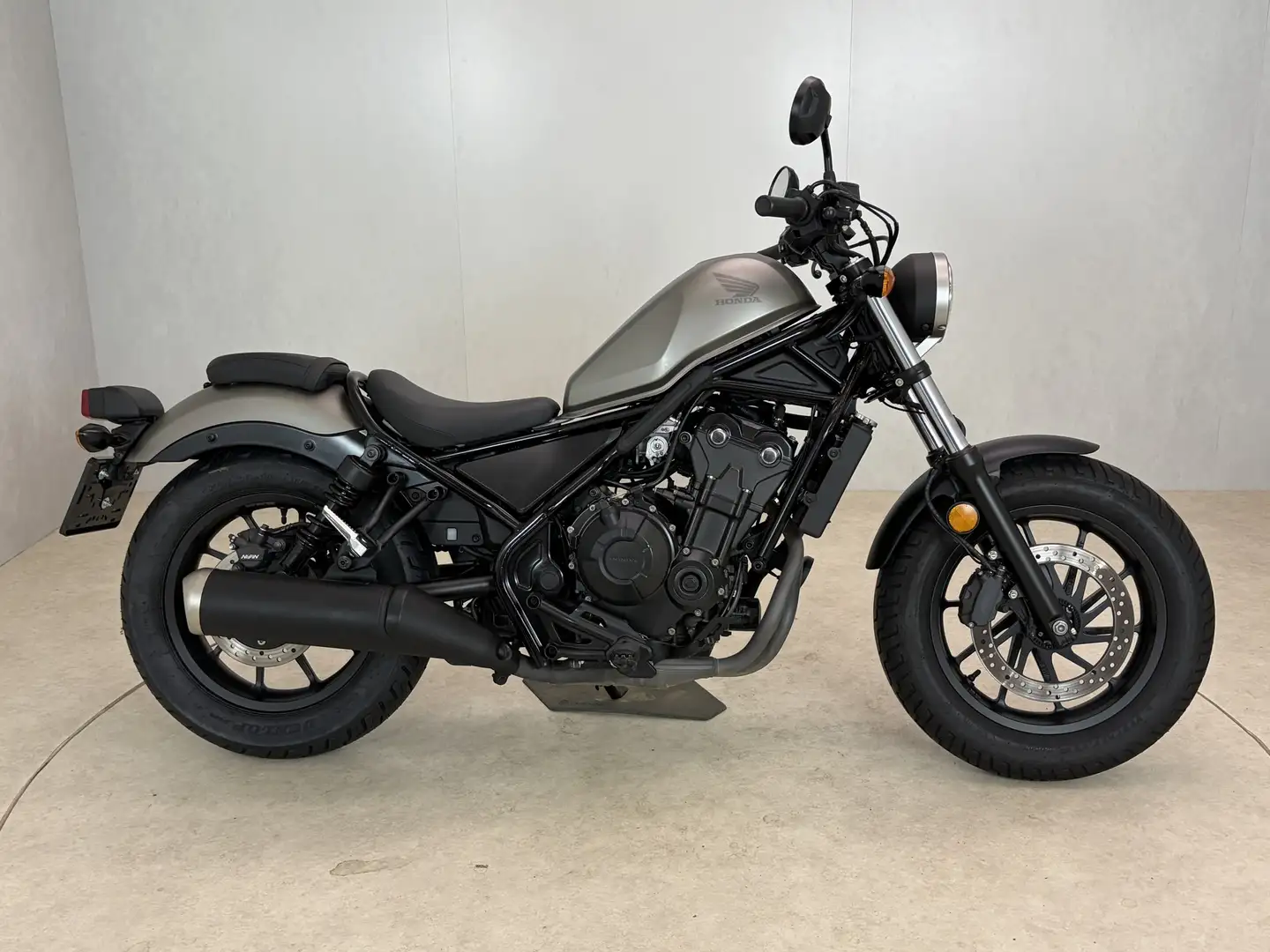 Honda CMX 500 Rebel Grijs - 1