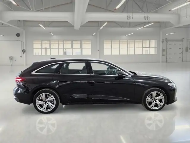 Audi A5 view 3