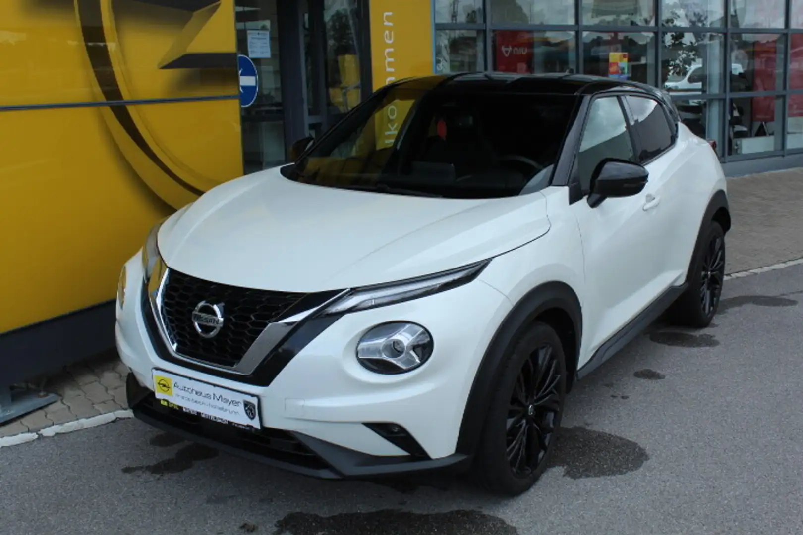 Nissan Juke 1,0 DIG-T Enigma DCT Aut. Weiß - 2