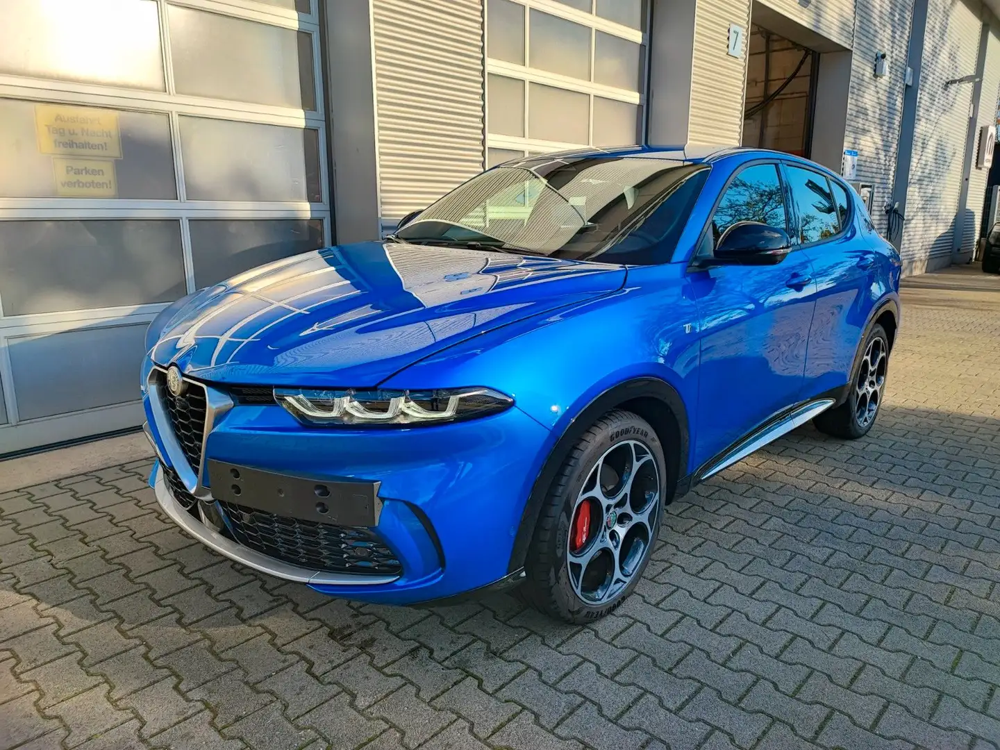 Alfa Romeo Tonale 1, 5 MHEV Ti Blau - 1