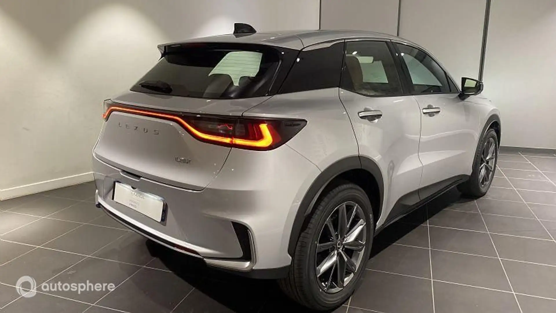 Lexus LBX 1.5 136ch Relax 2WD - 2