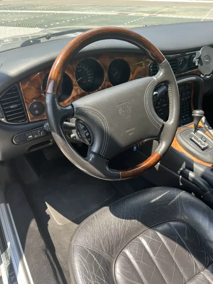 Jaguar XJ8 3.2 Executive, foto 8