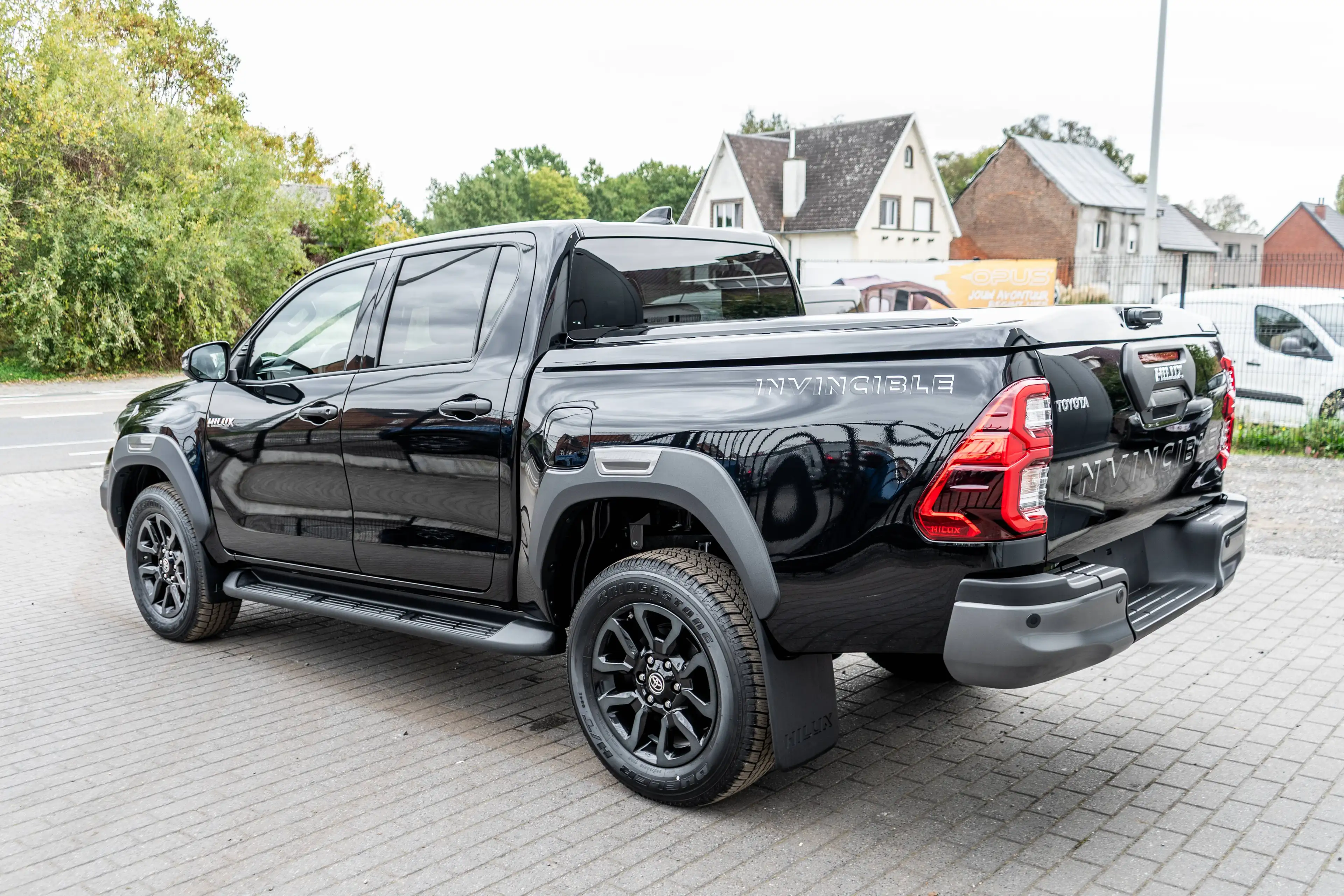 Toyota Hilux 2.8 D4D MHEV Invincible - ARB Sportlid - 51.200 excl — photo 6