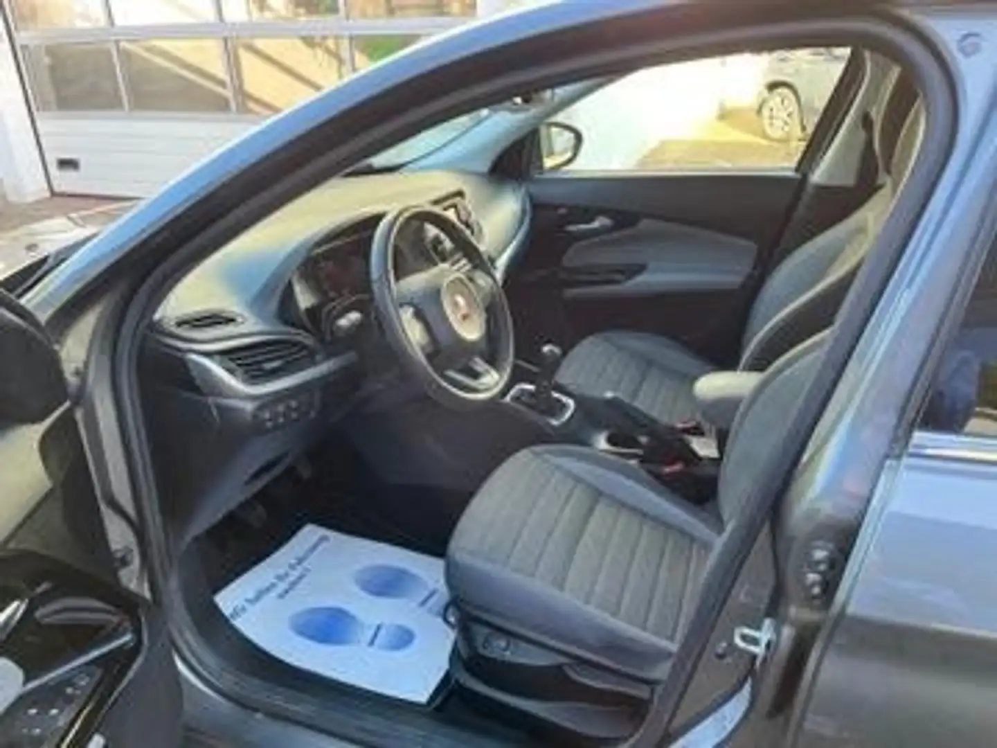 Fiat Tipo Tipo 1.3 MultiJet Mirror Schwarz - 1