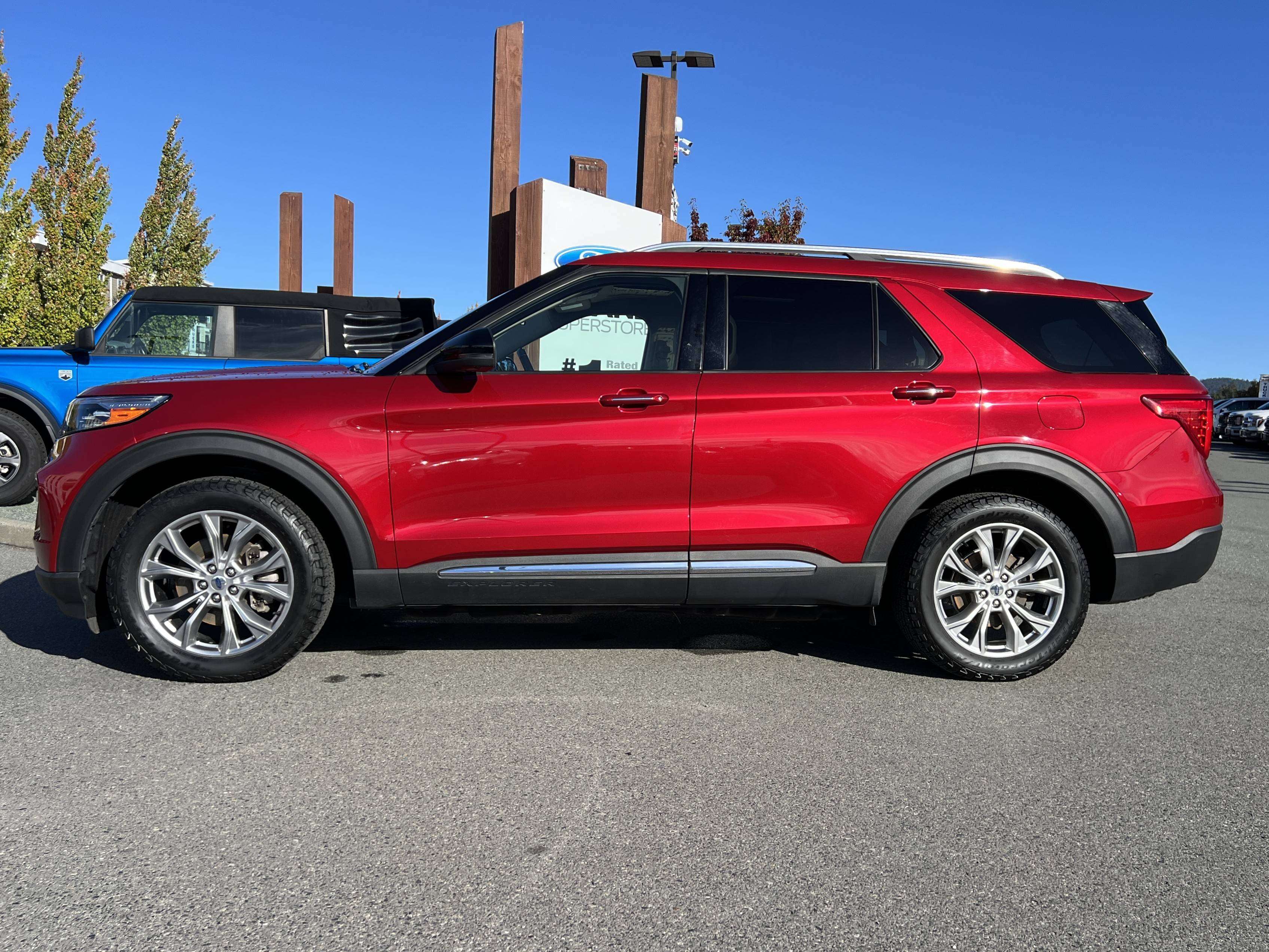 2020 Ford Explorer