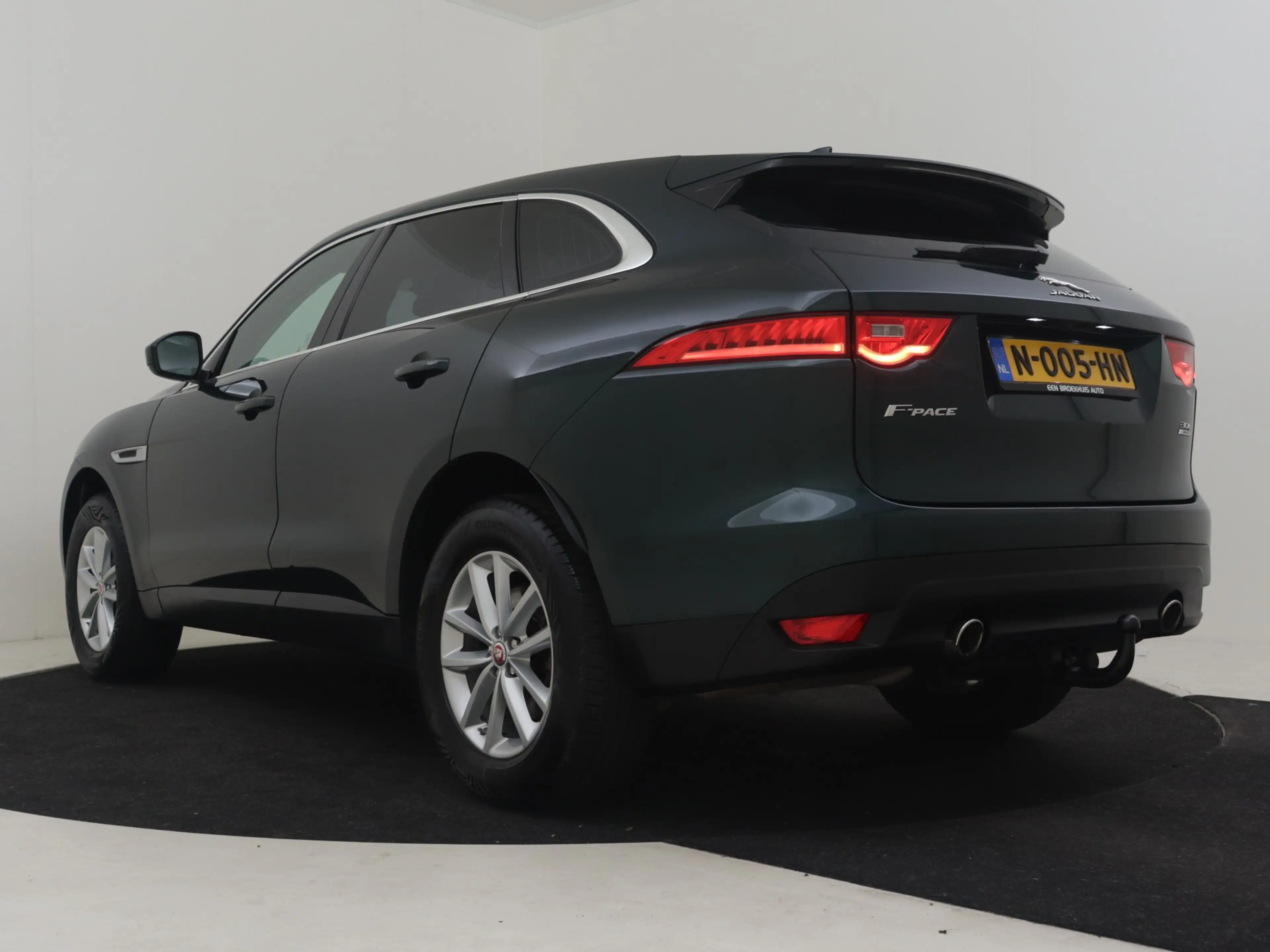 Jaguar F-Pace 2.0 Portfolio AWD 30t 300pk AUTO | Lederen bekledi — photo 11
