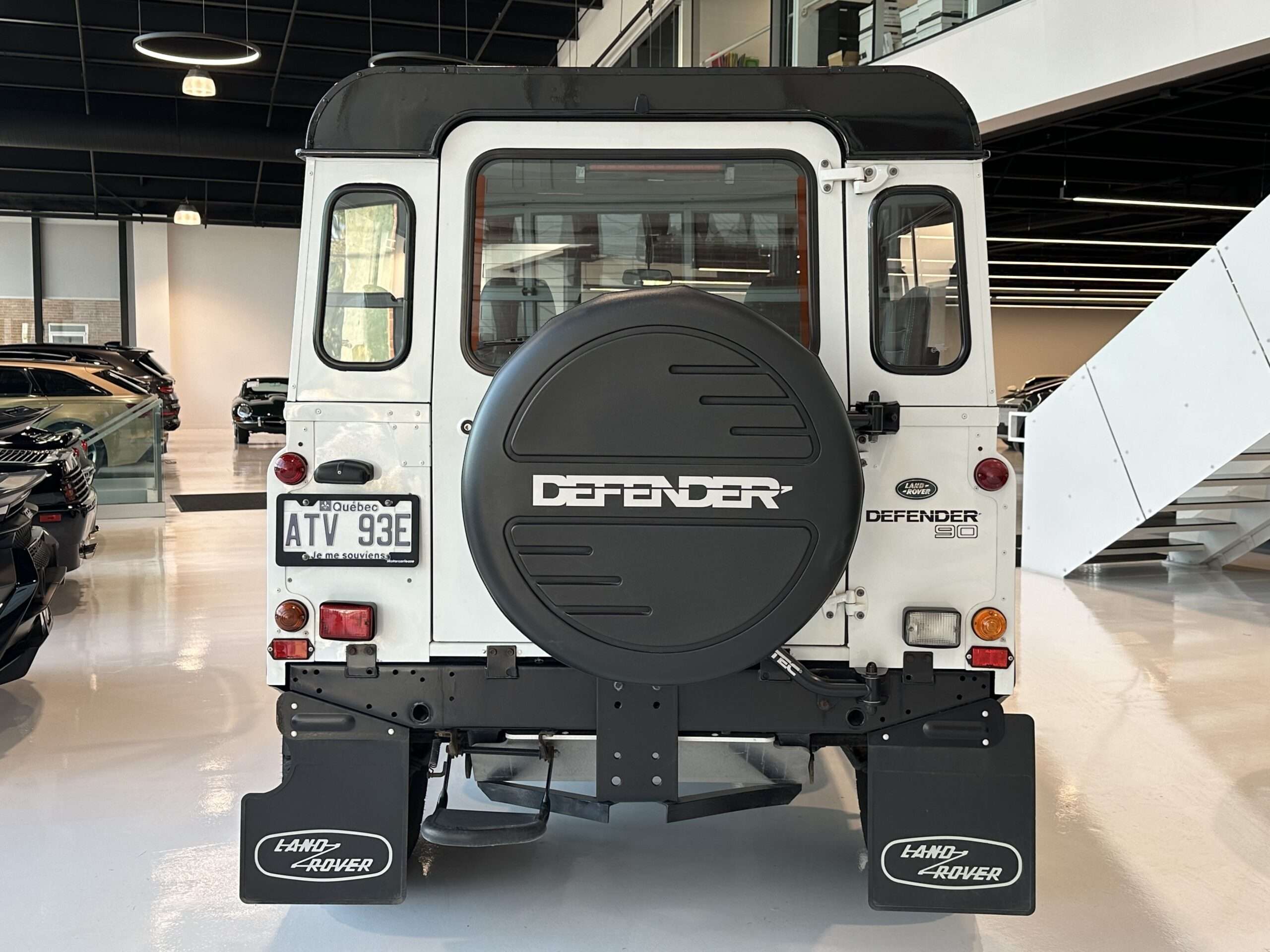 1997 Land Rover Defender Defender 90 thumb 8