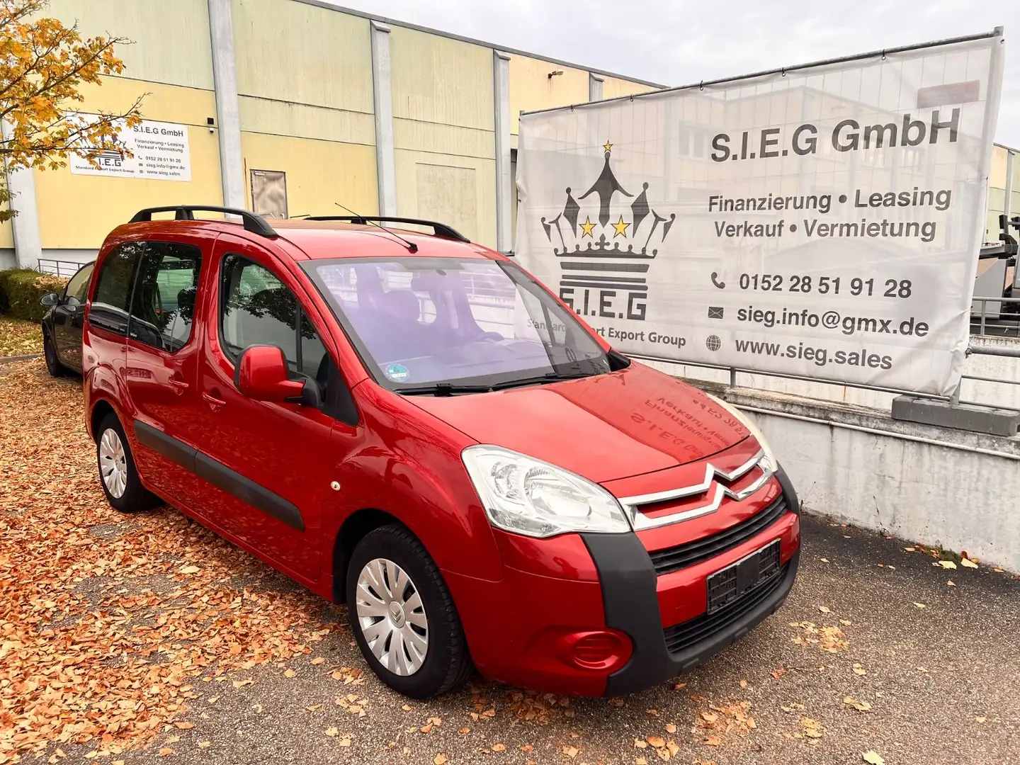 Citroen Berlingo Kombi Multispace Rojo - 1