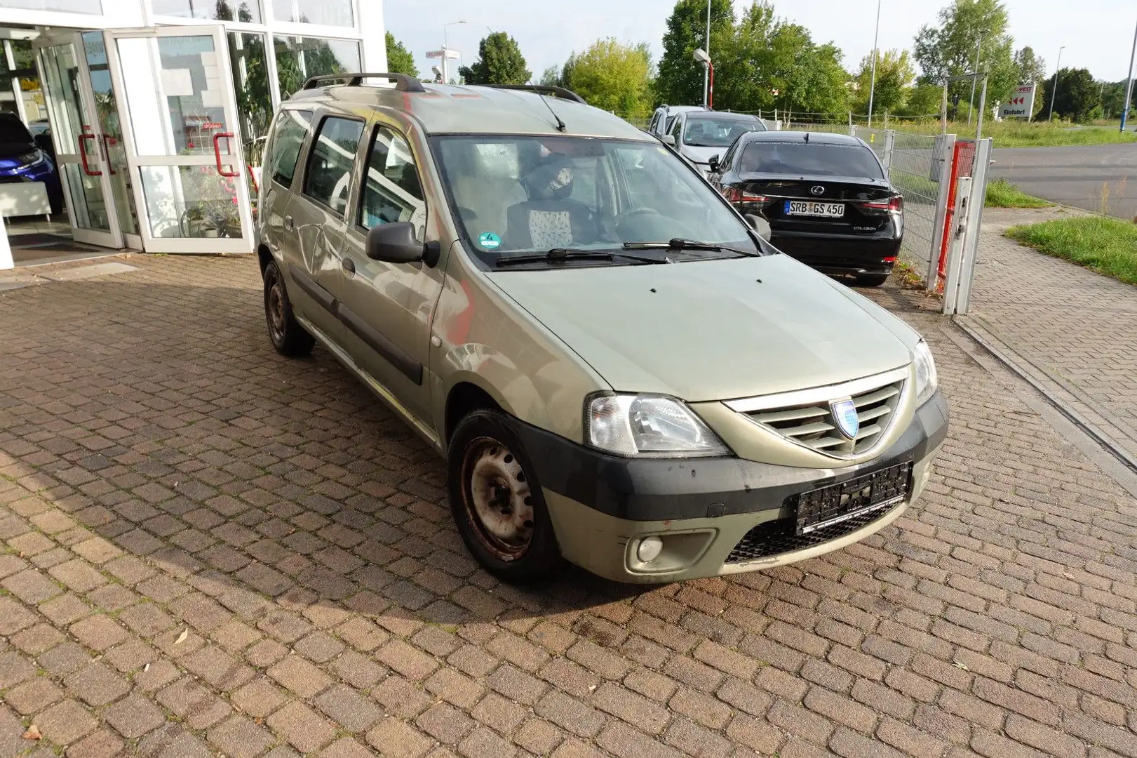 Dacia Logan MCV 1.6 16V Lauréate 77kW - 2