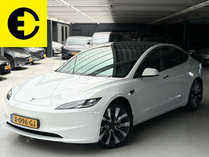 Tesla Model 3 RWD 60 kWh| Pano | Autopilot |stoelverwarming