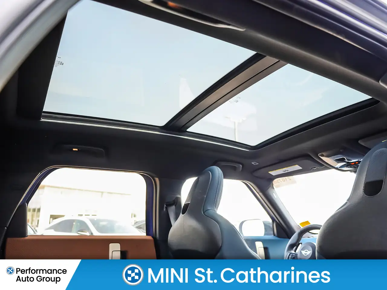 MINI Countryman снимка MINI Countryman