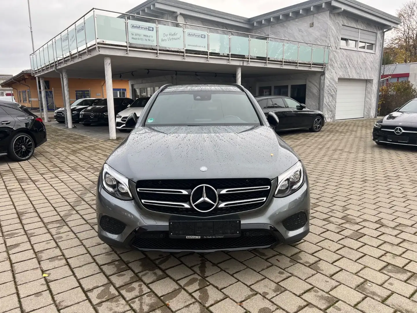 Mercedes-Benz GLC 220 d 4Matic*Night*Pano*LED Gris - 2