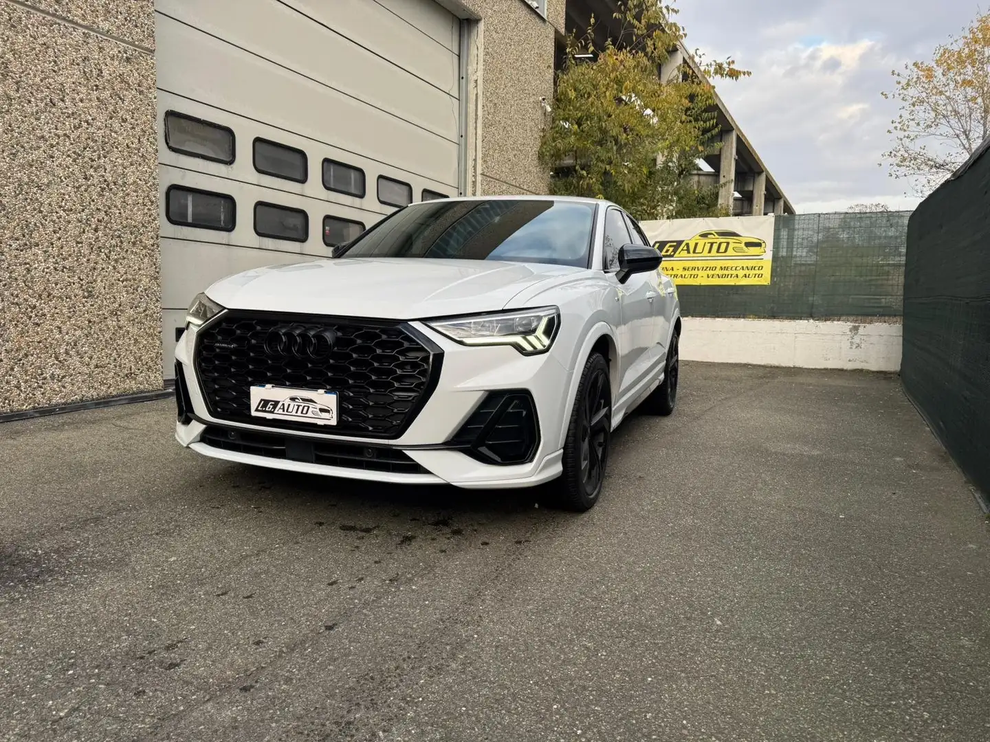 Audi Q3 Q3 I2019SPB 35 2.0 tdi Slineeditionquatt s-tronic Wit - 1