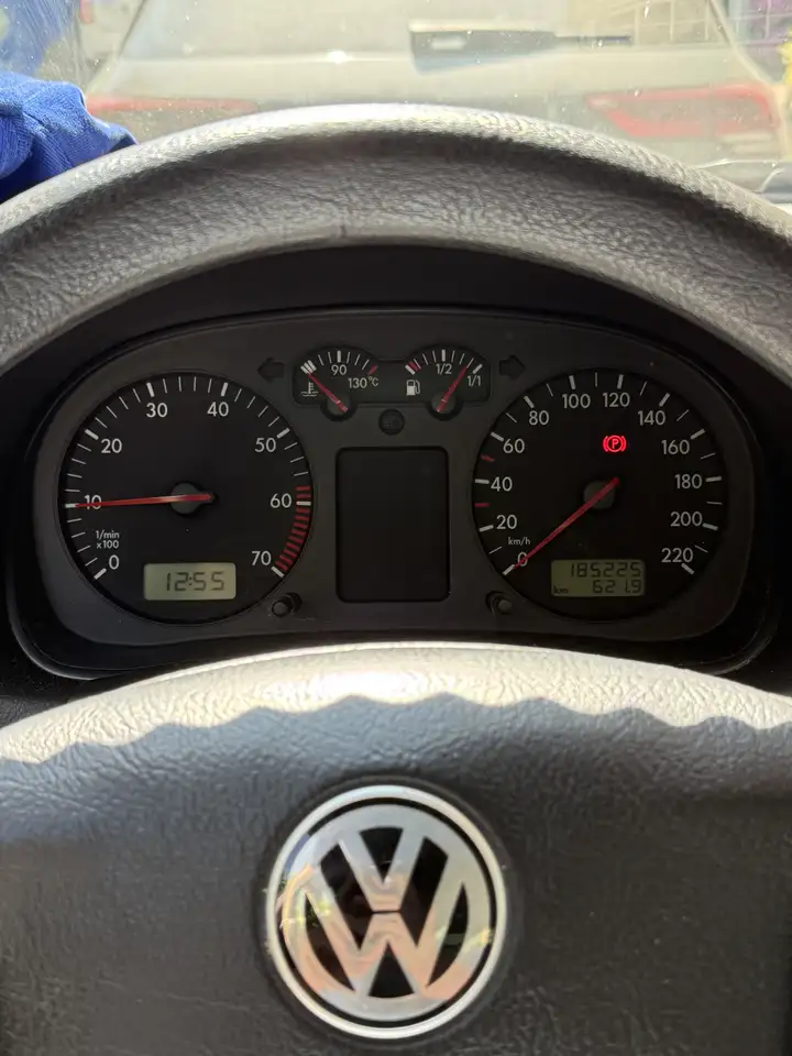 Volkswagen Bora 1.4 55kW 1999, foto 9