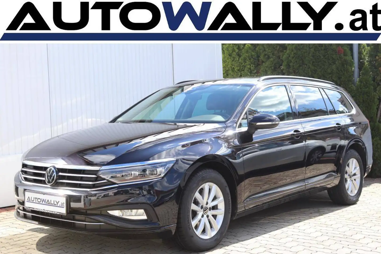Volkswagen Passat Variant Business 2,0 SCR TDI DSG Schwarz - 1