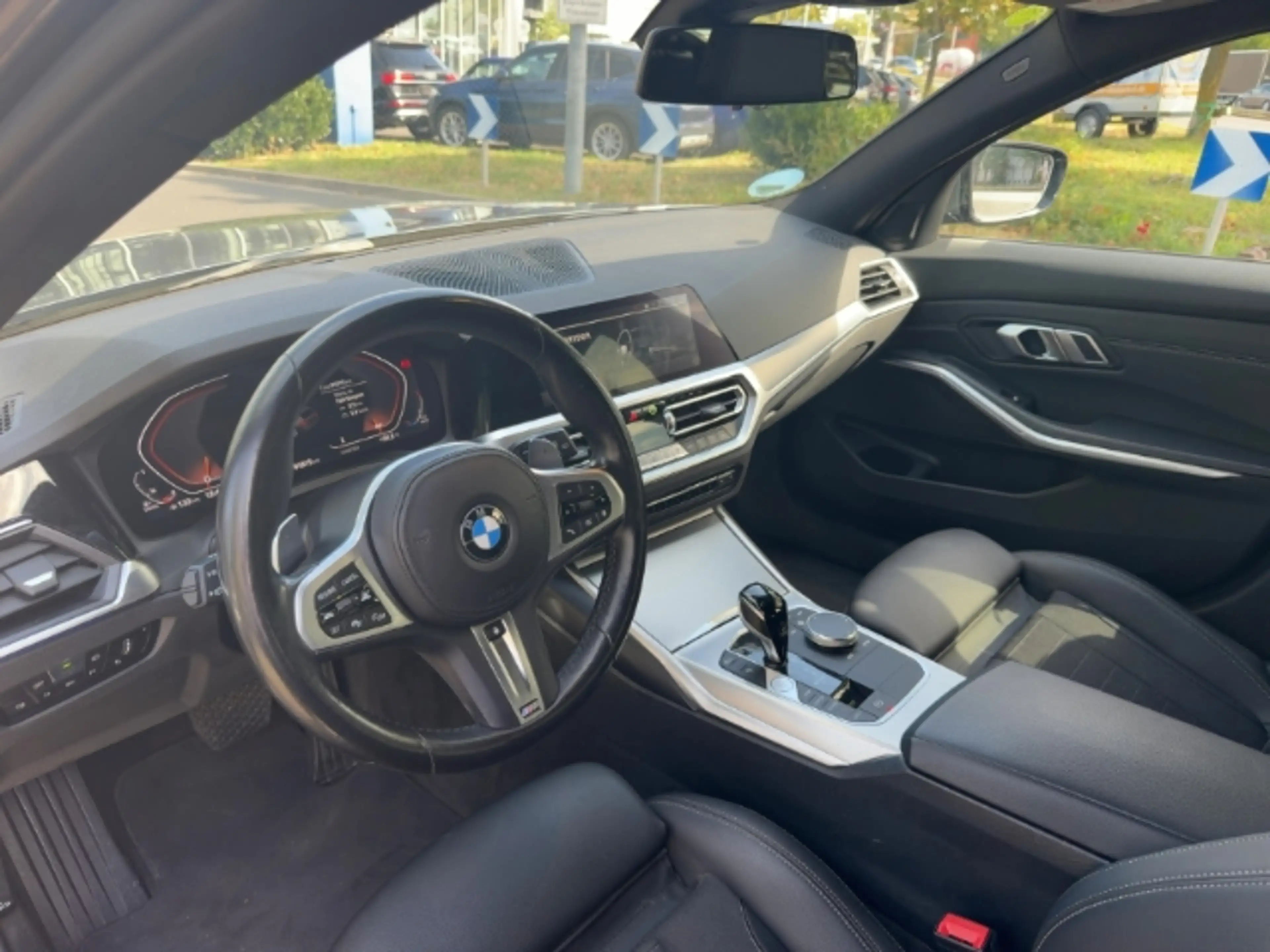 BMW 330 d Touring HUD StandHZG Navi Digitales Cockpit Soun — photo 6