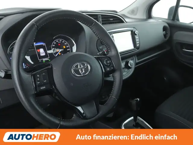 Toyota Yaris view 11