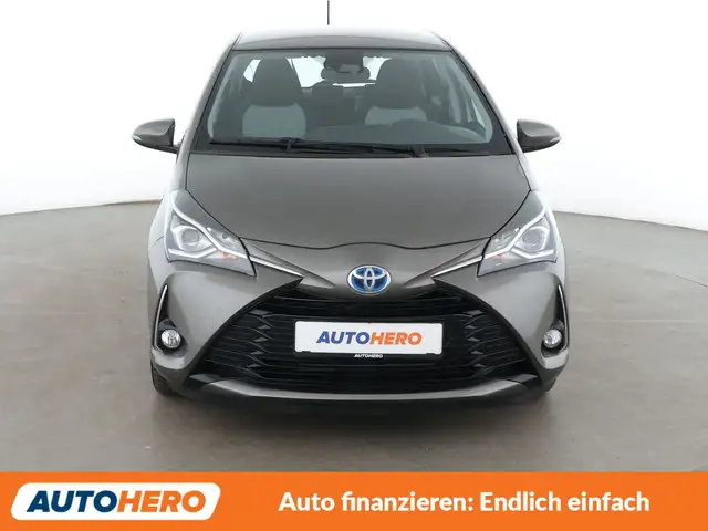 Toyota Yaris view 9