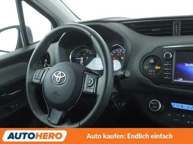 Toyota Yaris view 13
