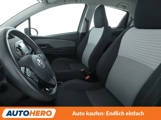 Toyota Yaris view 10