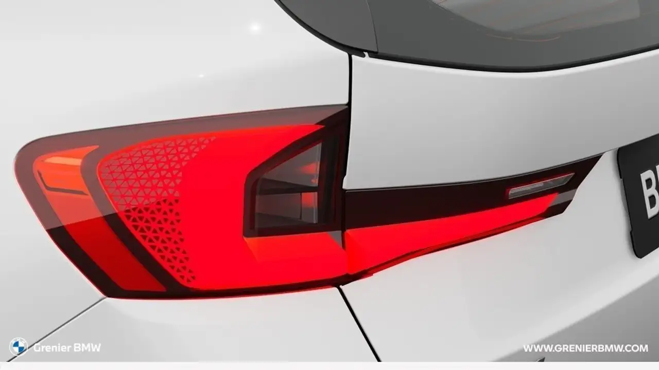 BMW X1 снимка BMW X1