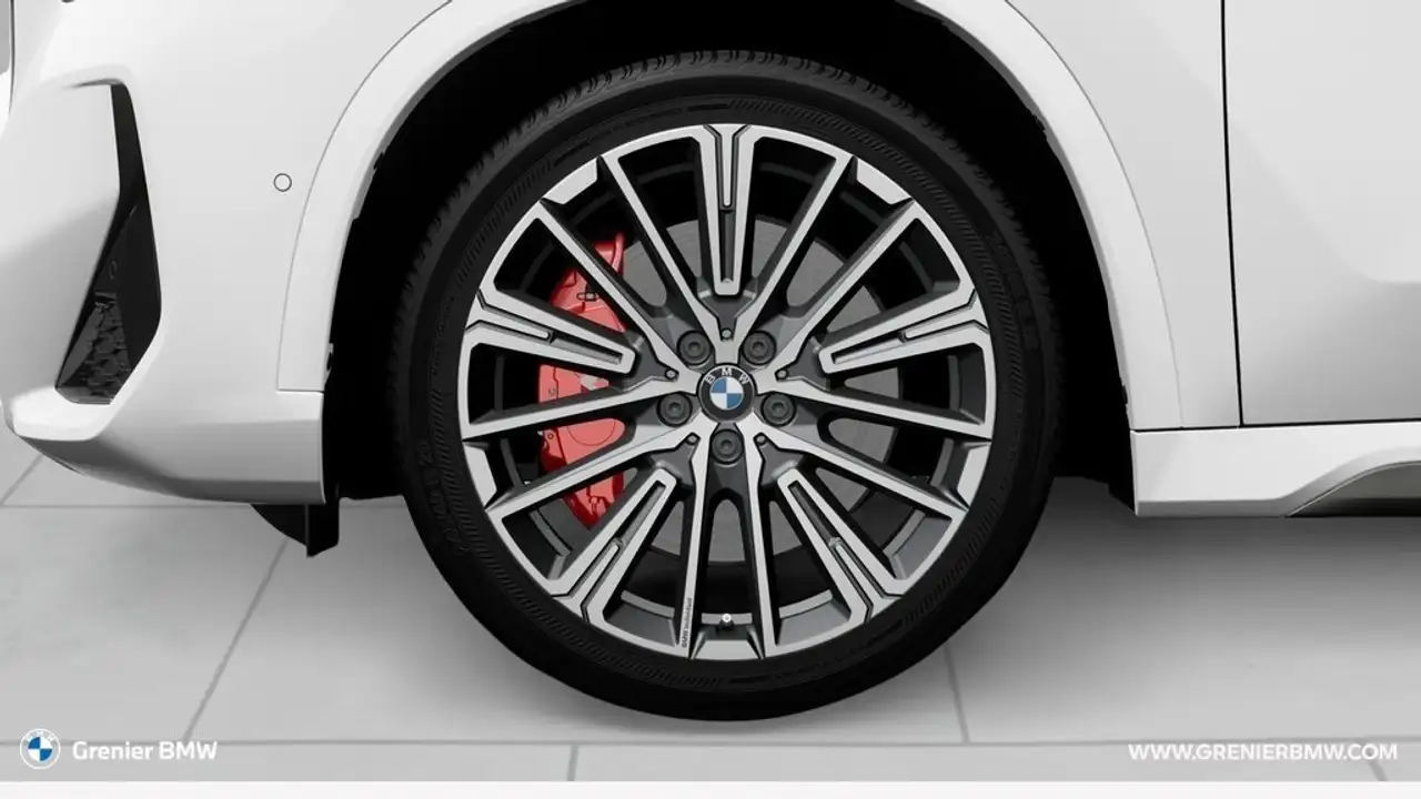BMW X1 снимка BMW X1