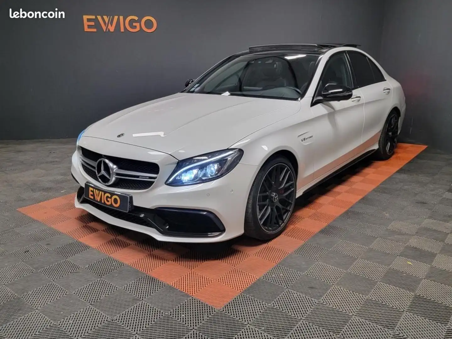 Mercedes-Benz C 63 AMG Mercedes 4.0 63S AMG 510ch SPEEDSHIFT-mct7 IMMAT F Blanc - 1