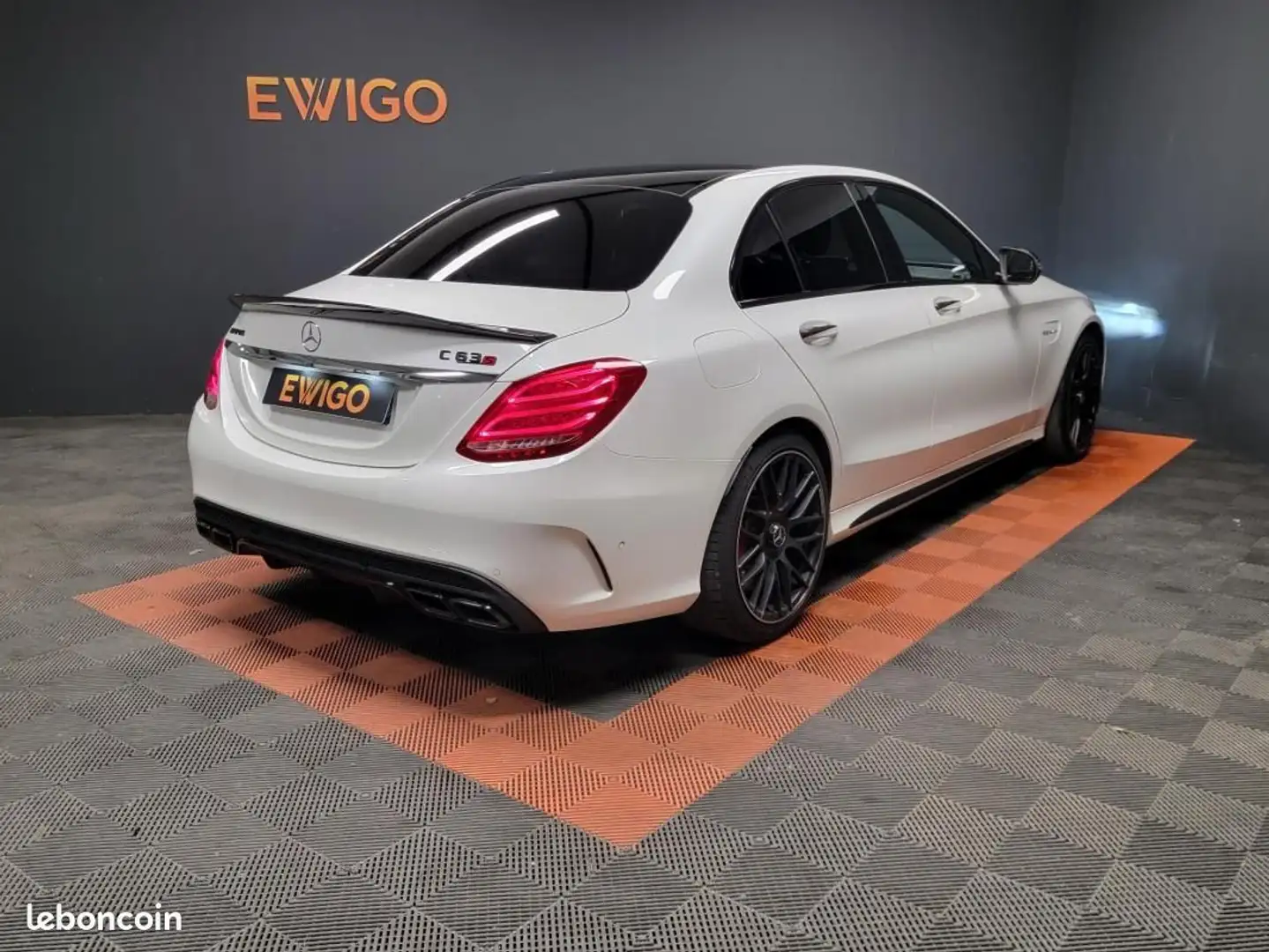 Mercedes-Benz C 63 AMG Mercedes 4.0 63S AMG 510ch SPEEDSHIFT-mct7 IMMAT F Blanc - 2